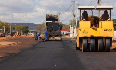 pavimentacao-asfaltica-avanca-na-avenida-lo-21-em-mais-um-trecho-estrategico-da-capital