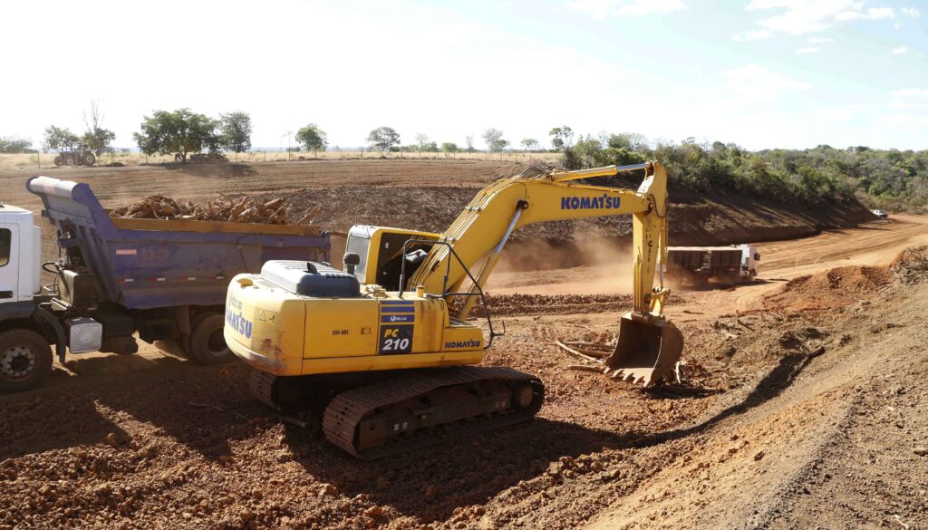caminhoes-carregados-devem-usar-desvio-na-serra-de-taquarucu-enquanto-obras-entram-na-reta-final
