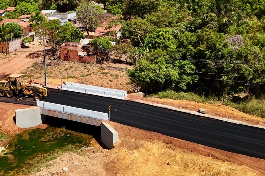 comunidade-do-morada-do-sol-comemora-construcao-de-pontes-que-poem-fim-a-alagamentos-historicos