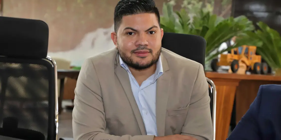 republicanos-escolhe-atos-gomes-para-ser-vice-na-chapa-de-dorinha-ao-governo-do-tocantins