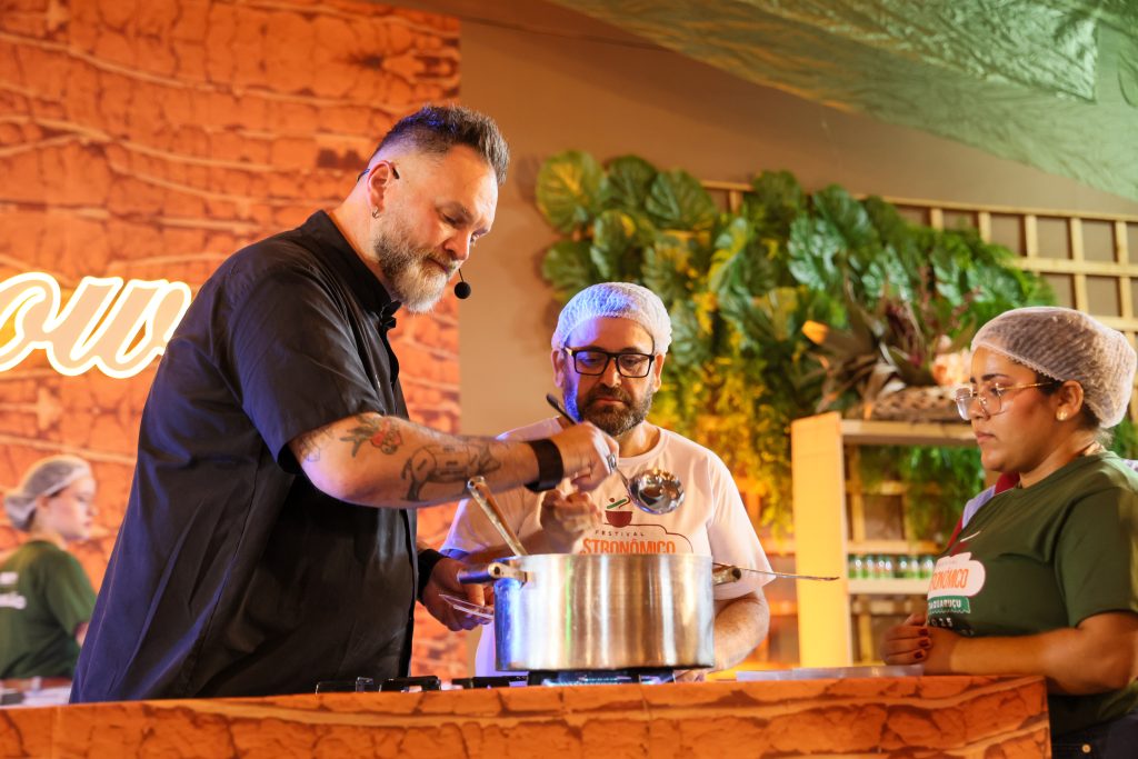 cozinha-show-do-fgt-reune-chefs-de-destaque-nacional-em-taquarucu